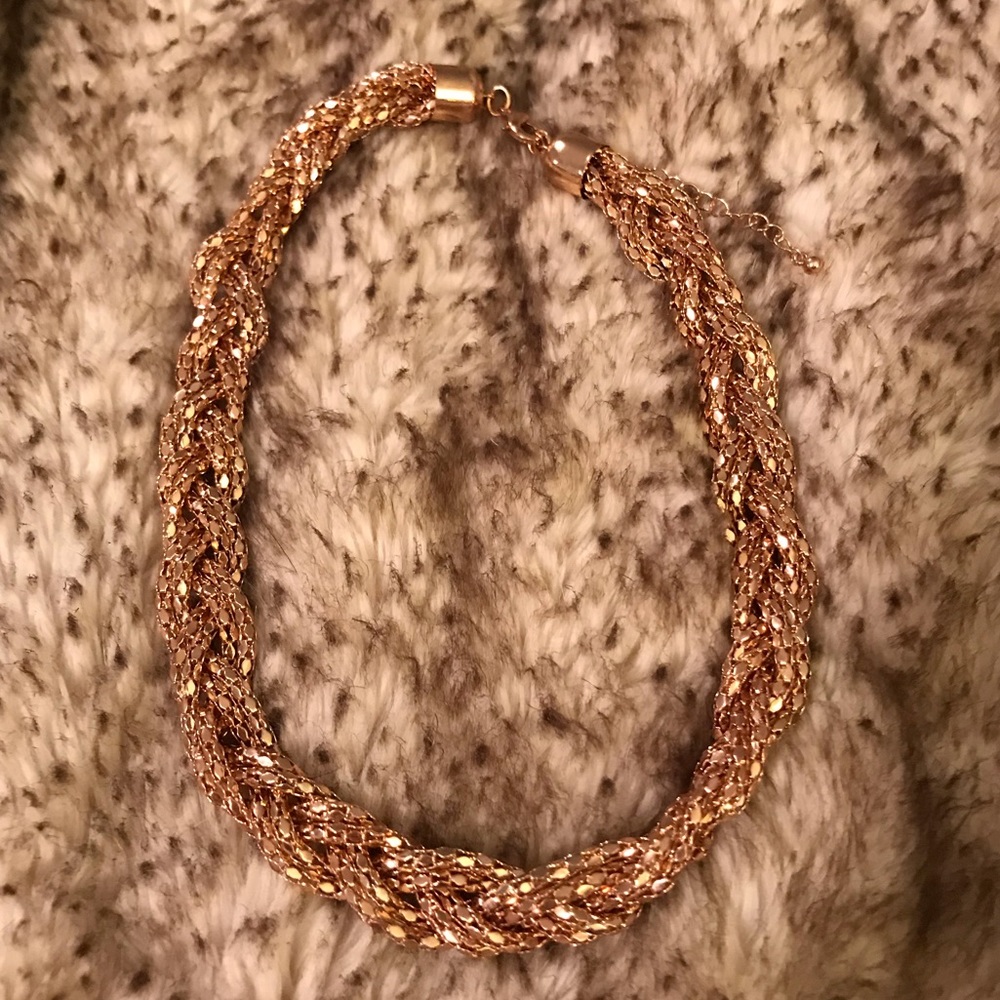 Rose gold braided necklace